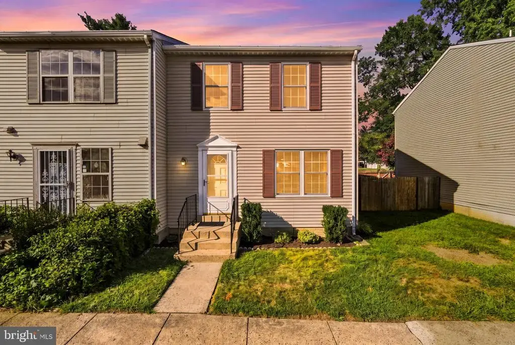 2836 Lester Lee Ct, FALLS CHURCH