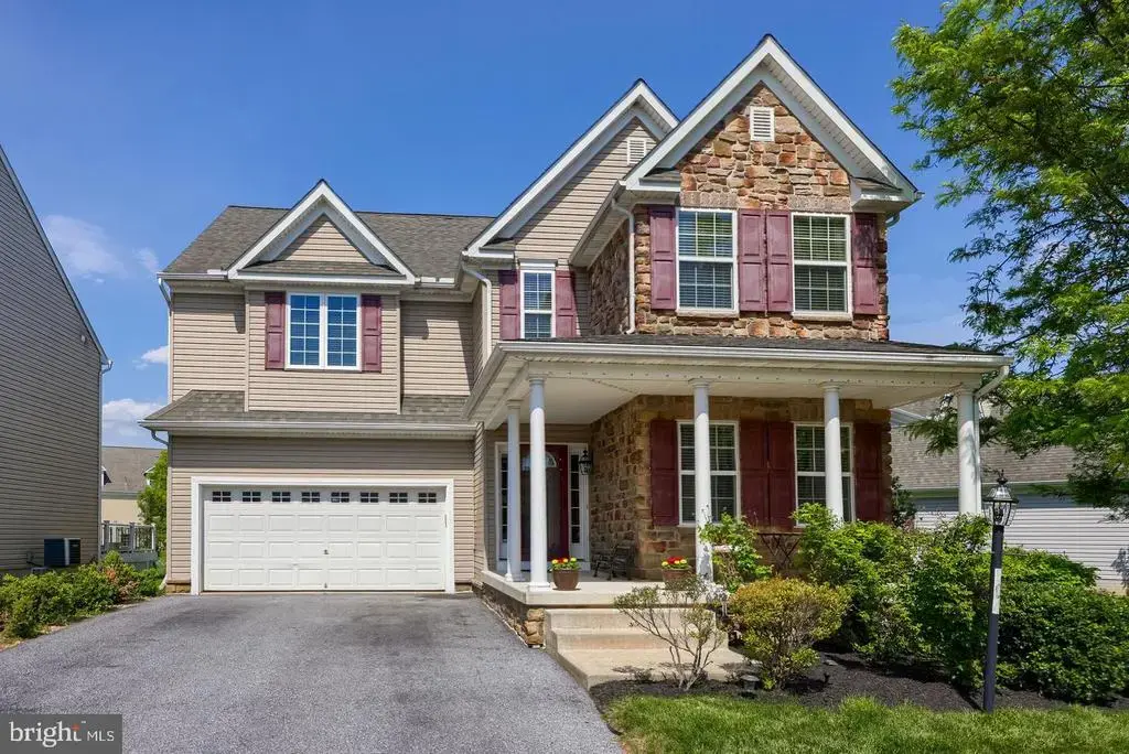 504 Brookshire Dr, LANCASTER