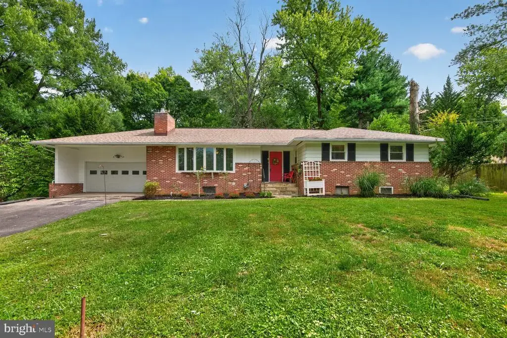 9406 Dartmouth Rd, COLUMBIA