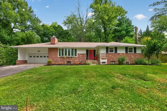 9406 Dartmouth Rd, Columbia