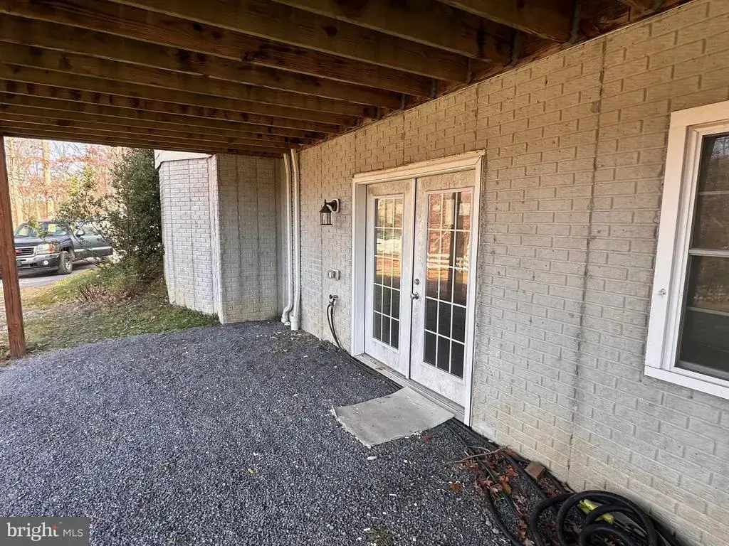 22 Silverhill Ln, BERKELEY SPRINGS