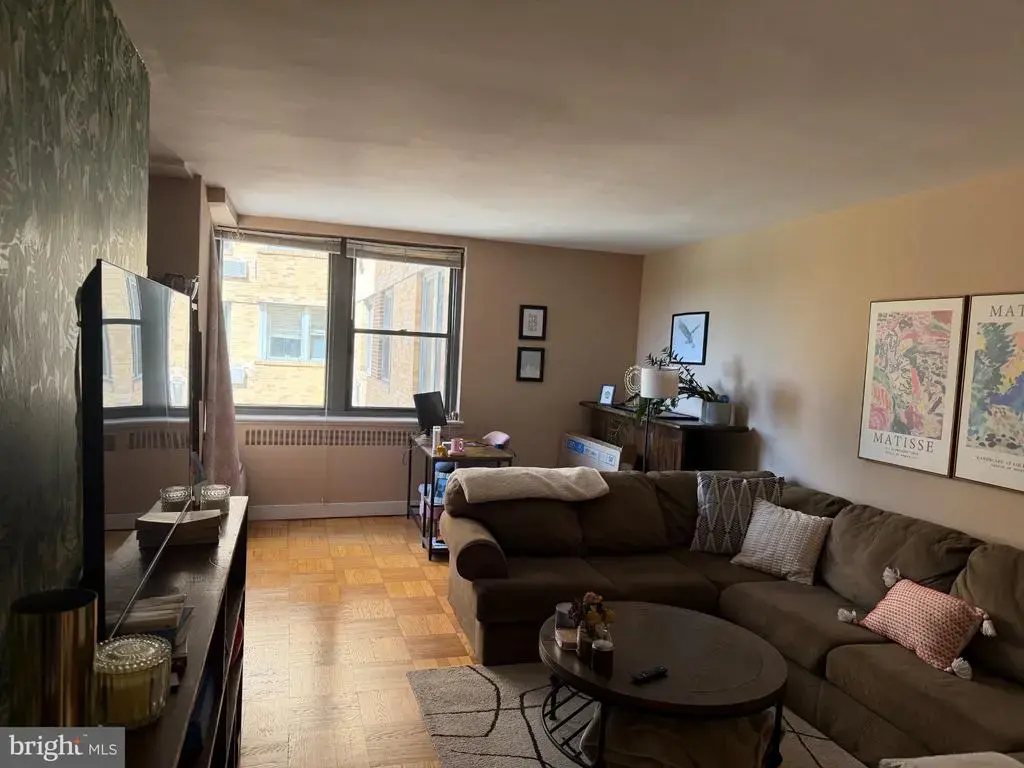 2601 Pennsylvania Ave #325, PHILADELPHIA