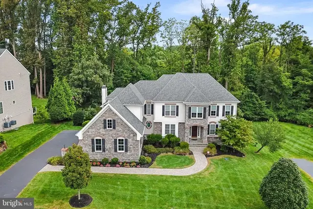 5 Pine Valley Ct, Glen Mills