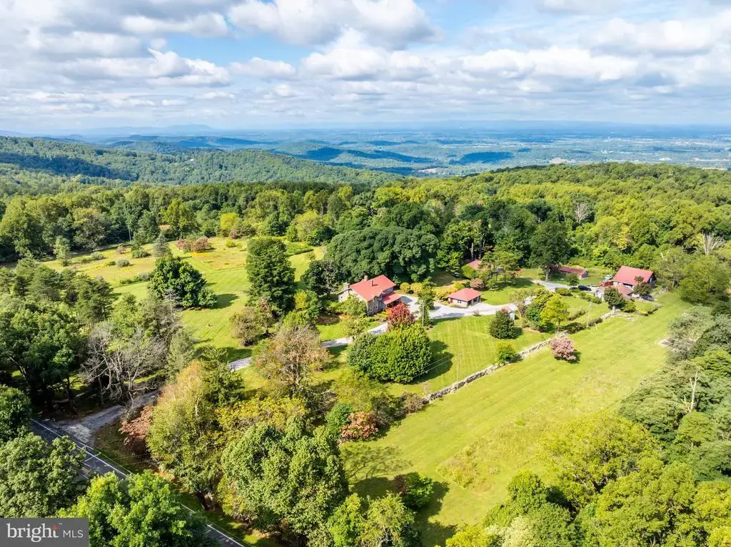 18777 Blueridge Mountain, BLUEMONT