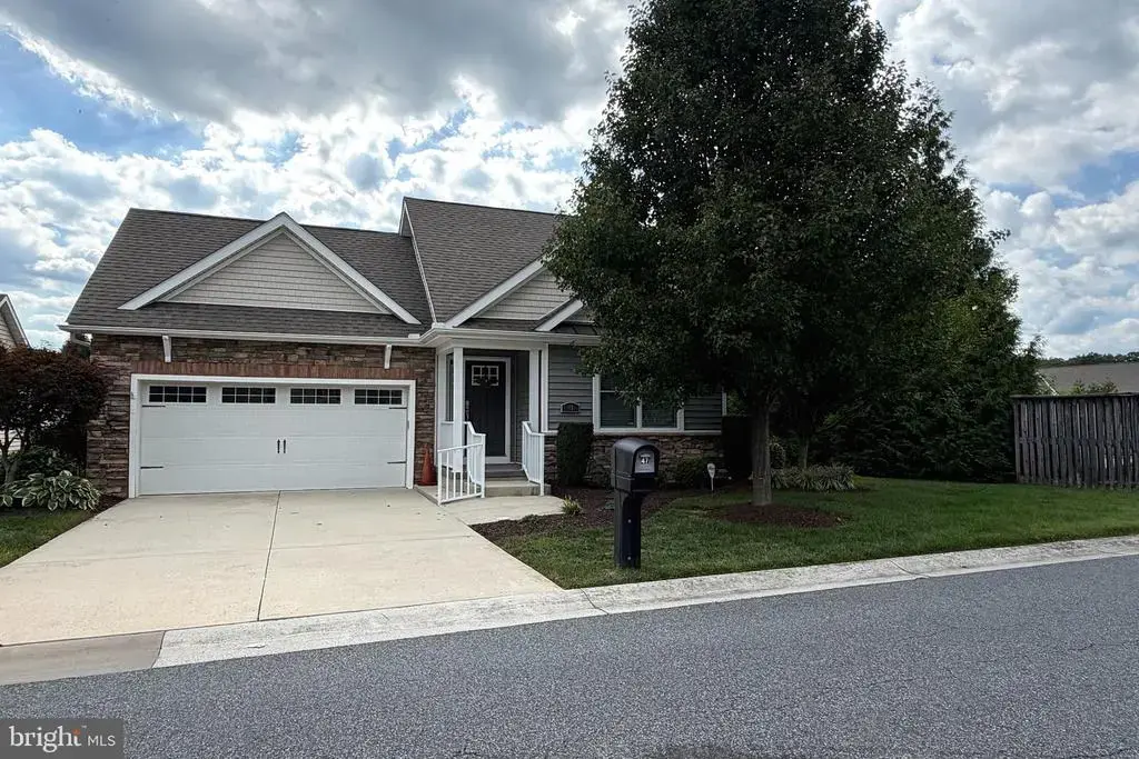 47 Siltstone Dr, DOVER
