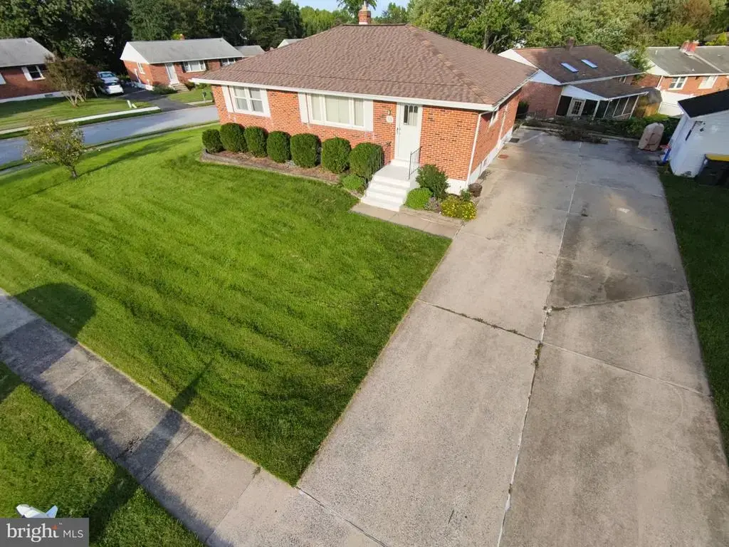 31 Trevett Blvd, NEWARK