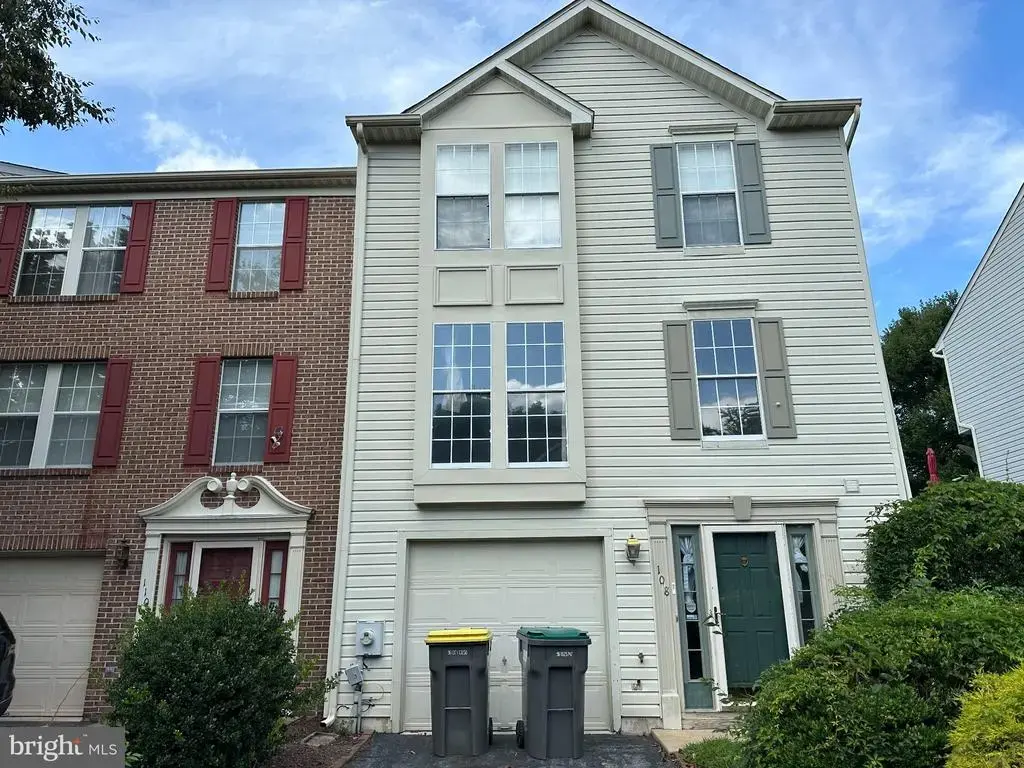 108 Steven Ln, WILMINGTON