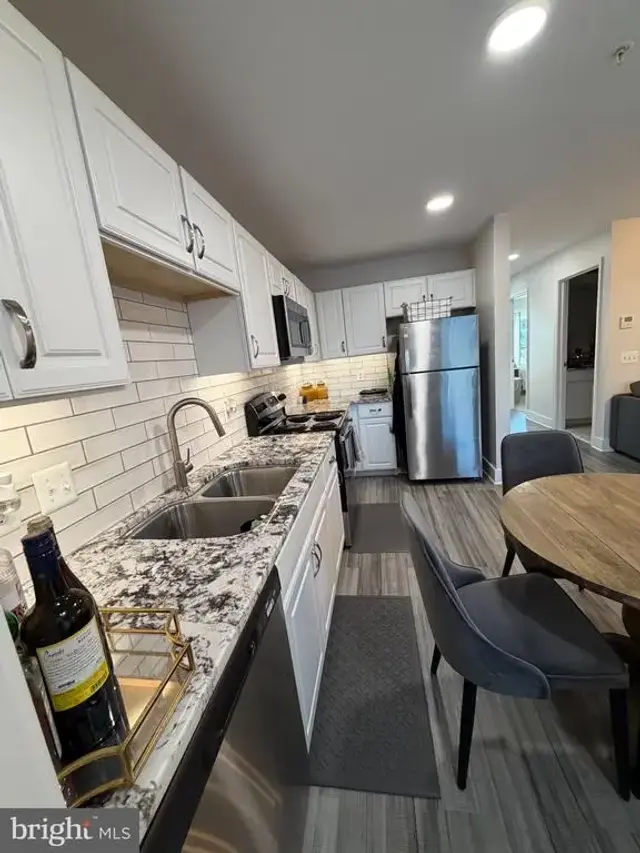 19520 Village Walk Dr #3-203, Montgomery Village