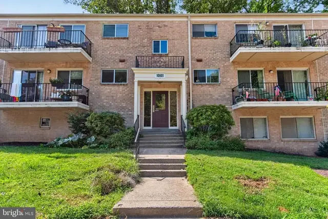 10601 Montrose Ave #2, Bethesda