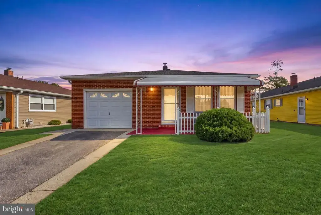 11 Le Diamant St, TOMS RIVER