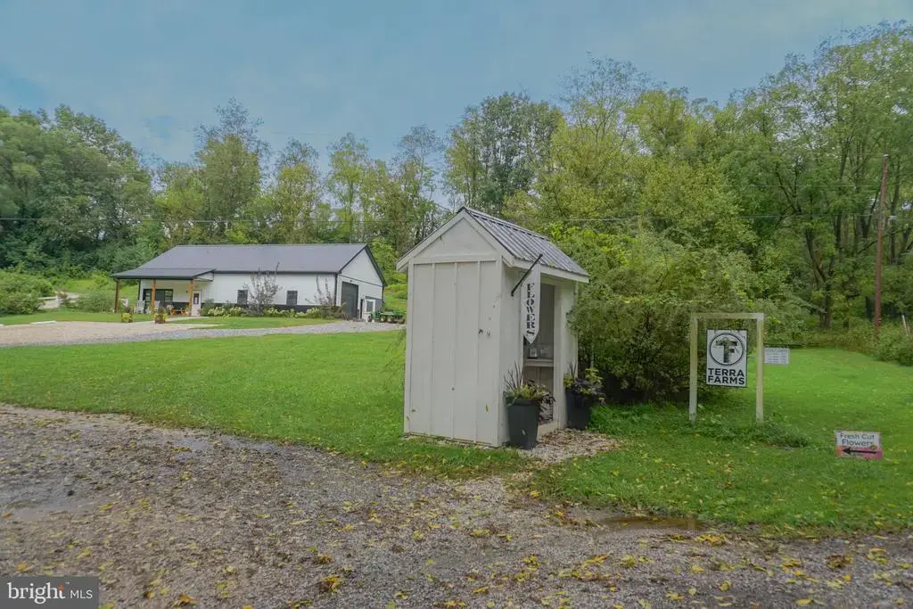 2605 Buffalo Valley Rd, SPRING GROVE