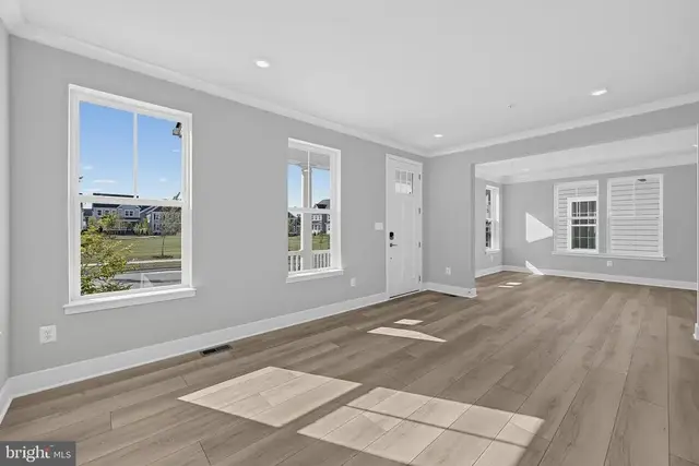 617 Harrington St, Middle River