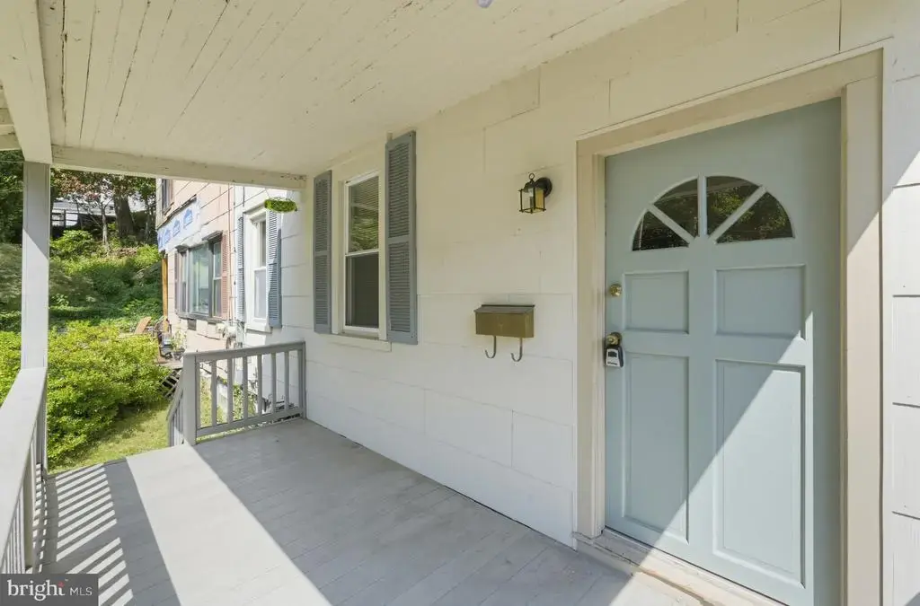 881 Rock Ln, ELKINS PARK