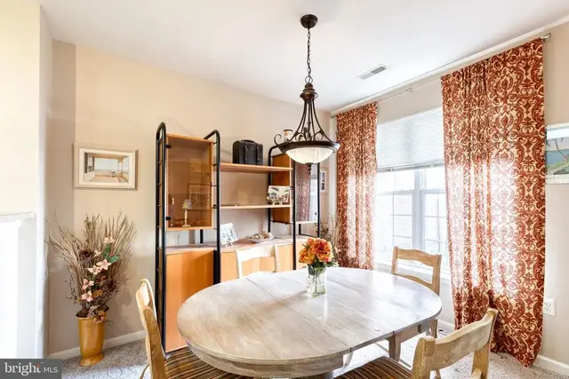 400 Symphony Cir #67a, Hunt Valley