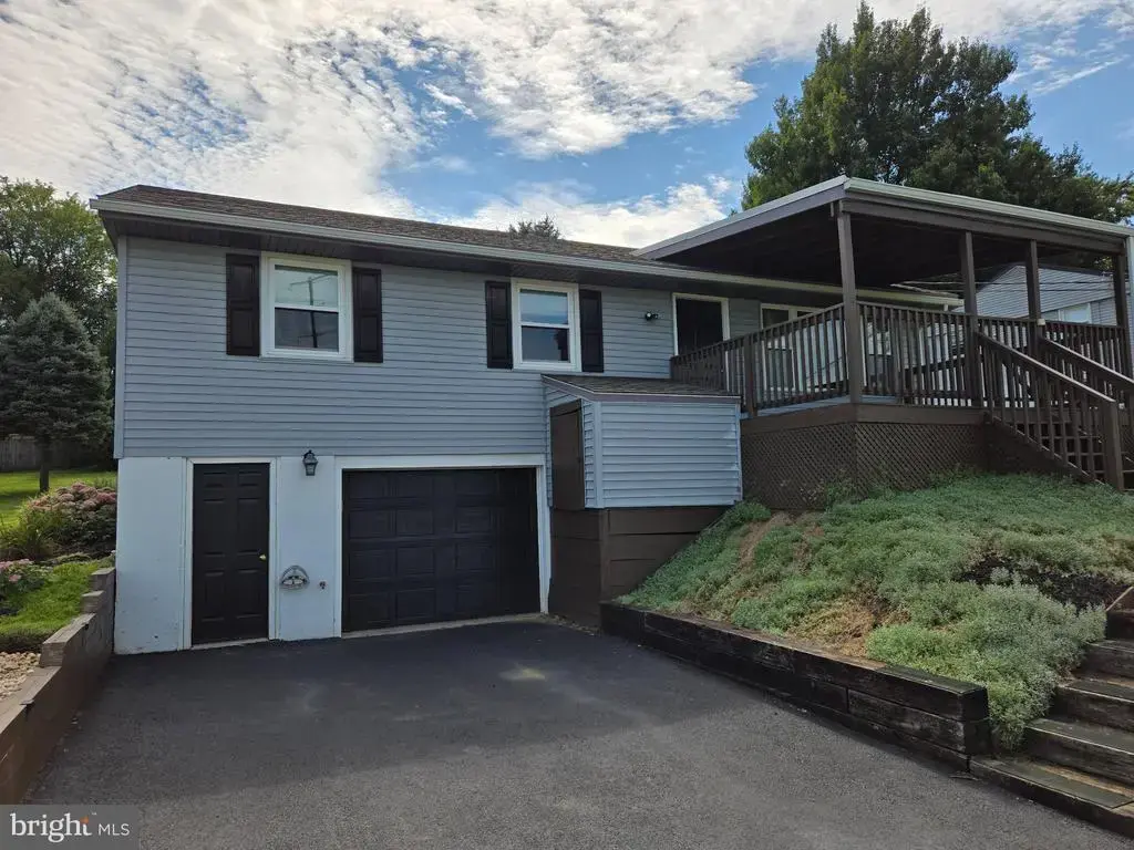 1252 Iron Bridge Rd, COLUMBIA