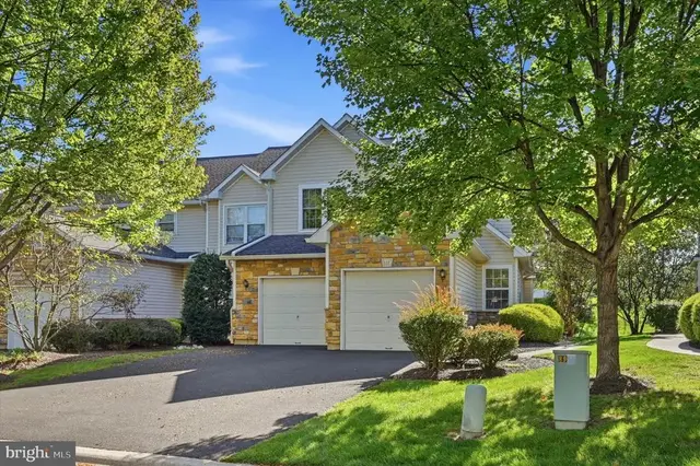 111 Gleneagles Dr, Blue Bell