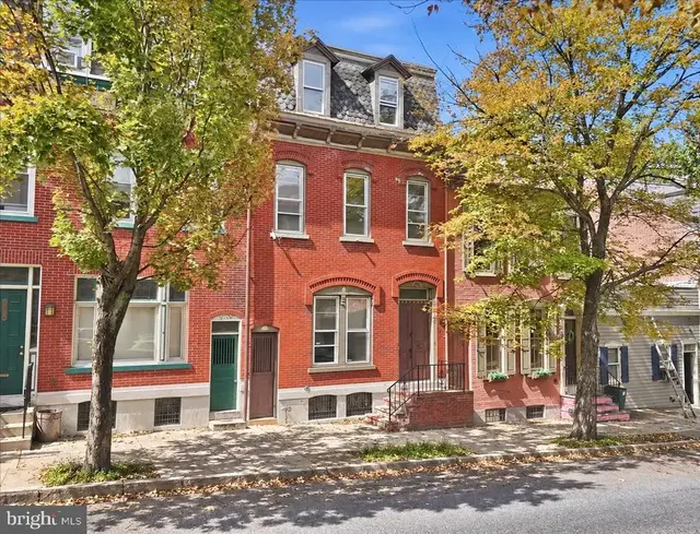 322 N 8th St, Allentown