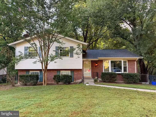 1216 Downs Dr, Silver Spring