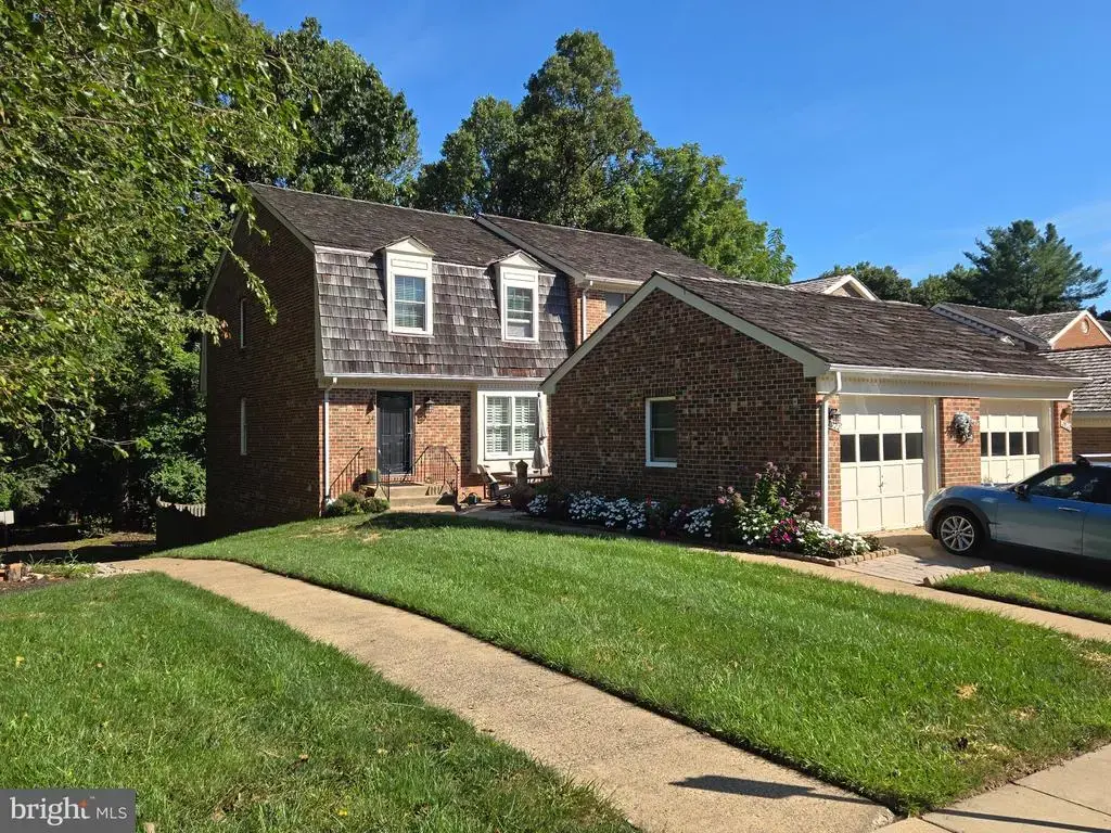 2922 Oakborough Sq, OAKTON