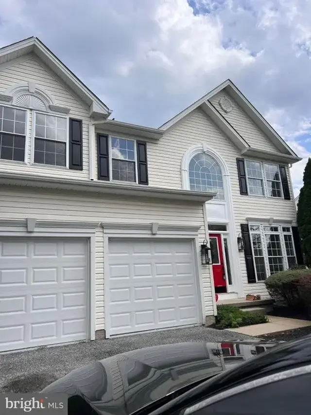 711 Walnut Grove Rd, Essex