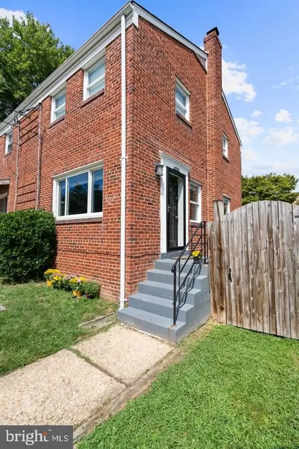 4335 Utica Ave, ALEXANDRIA