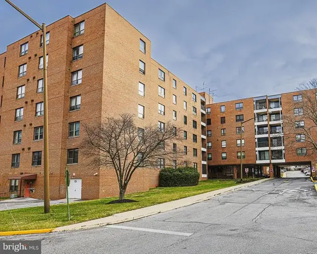6317 Park Heights Ave #305, Baltimore