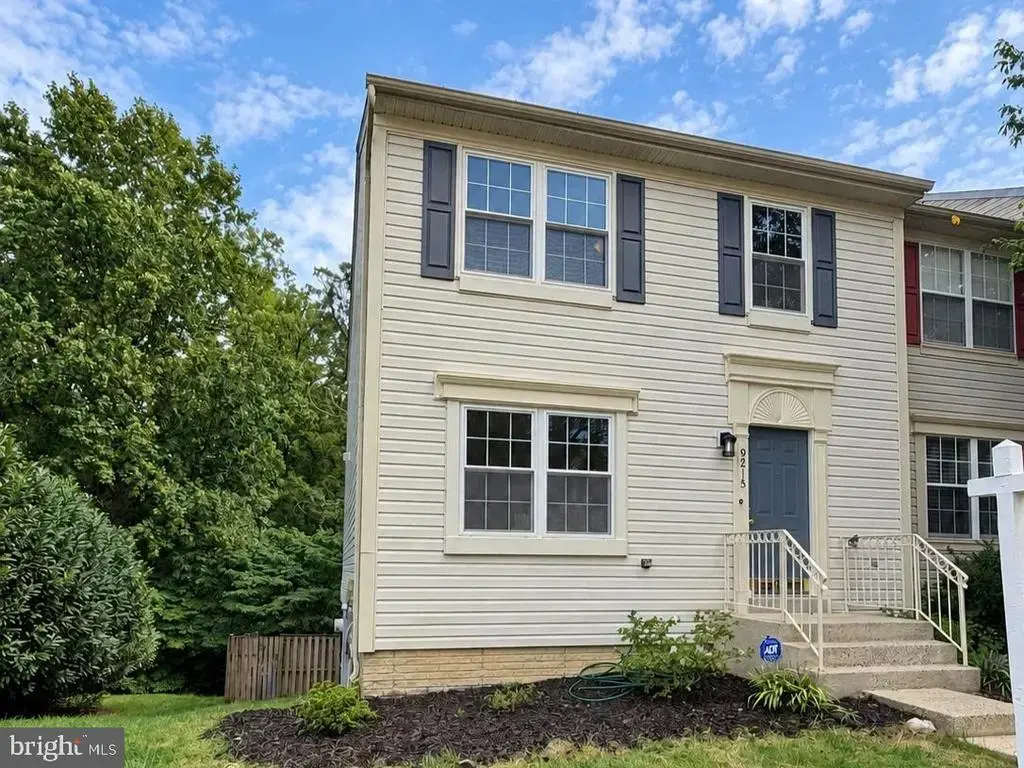 9215 Howland, LAUREL