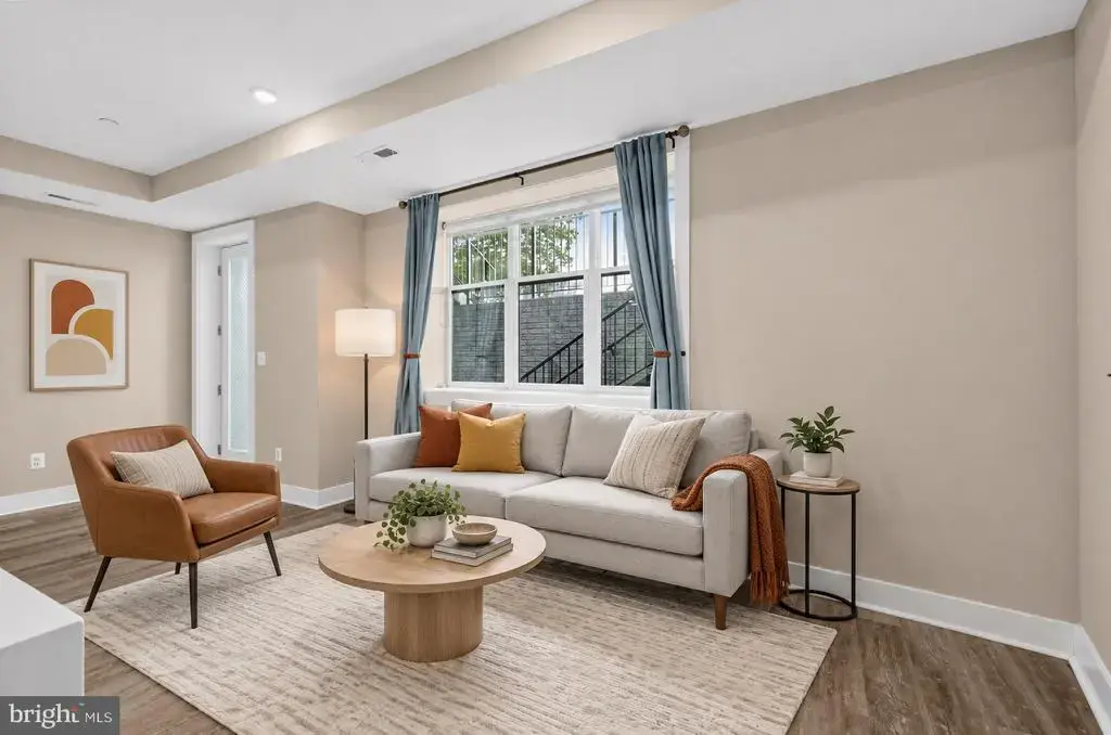 1108 S Highland St #1, ARLINGTON