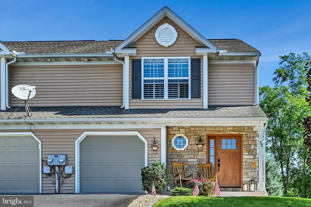 35 Marsha Dr, CRESSONA