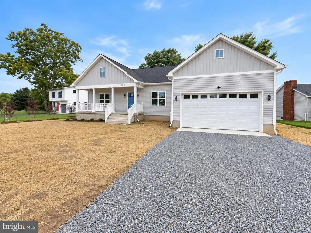 122 Mattox Creek Dr, COLONIAL BEACH