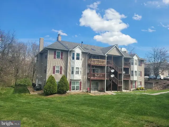 112 Timberlake Ter #4, Stephens City