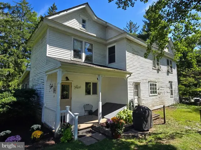 105 Browns Dr, Easton