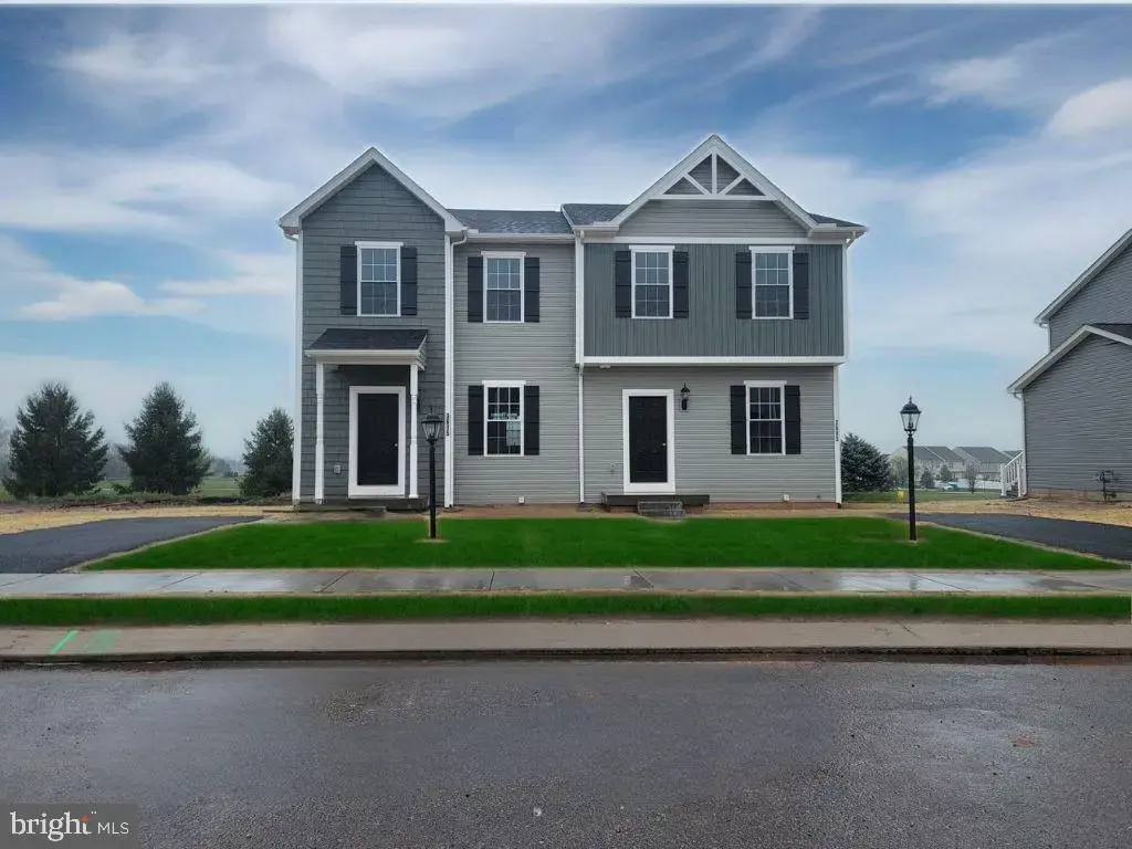 3837 Castle Dr #lot 196, DOVER