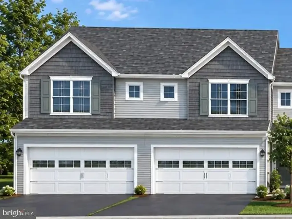 127 Magnolia Dr, MIDDLETOWN