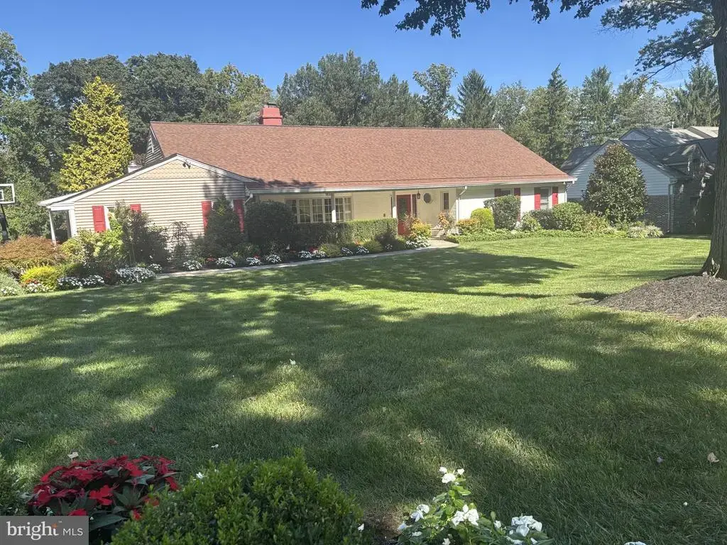 2224 N Stone Ridge Ln, VILLANOVA
