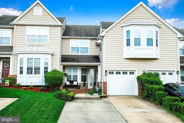 2003 Tiffany Ter, Forest Hill