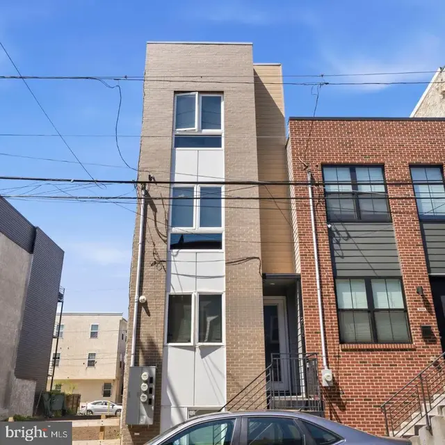 2010 N 8th St, Philadelphia
