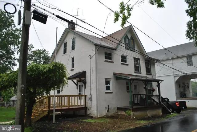 12 S Thornton Rd, Glen Mills