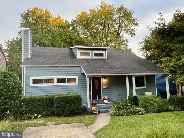 237 Chatham Ln, Annapolis
