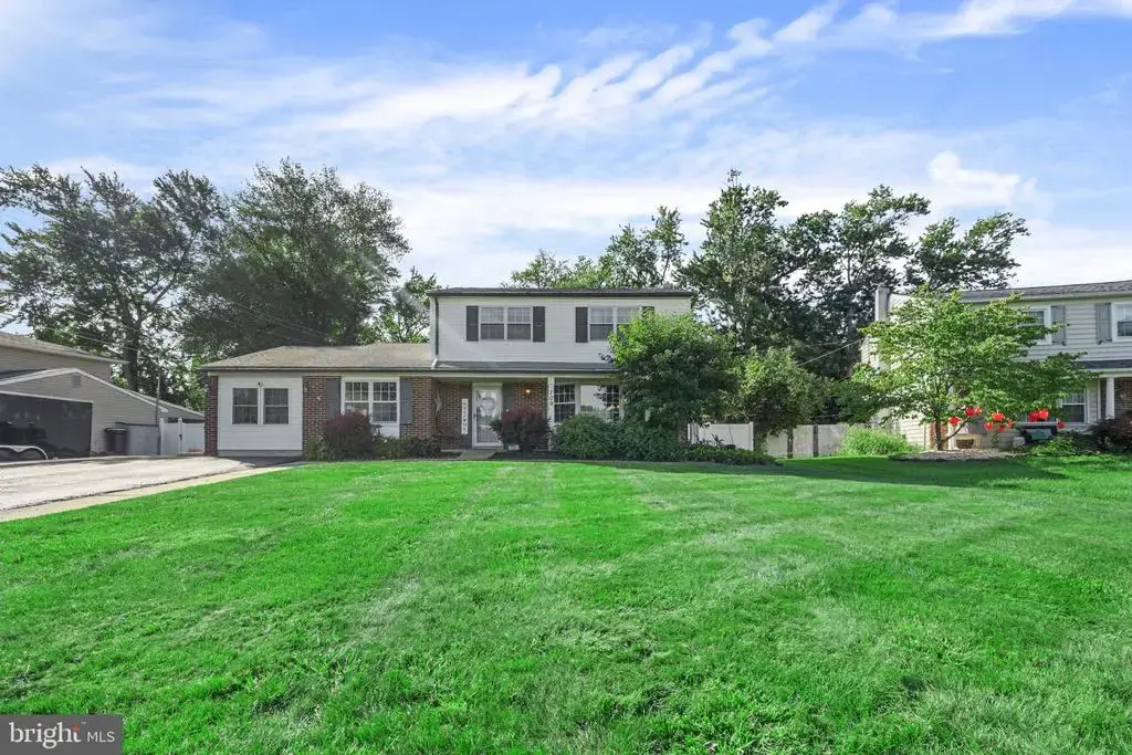 709 S Olds, FAIRLESS HILLS