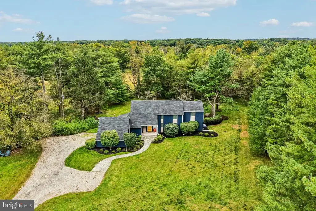 63 Bedens Brook Rd, SKILLMAN