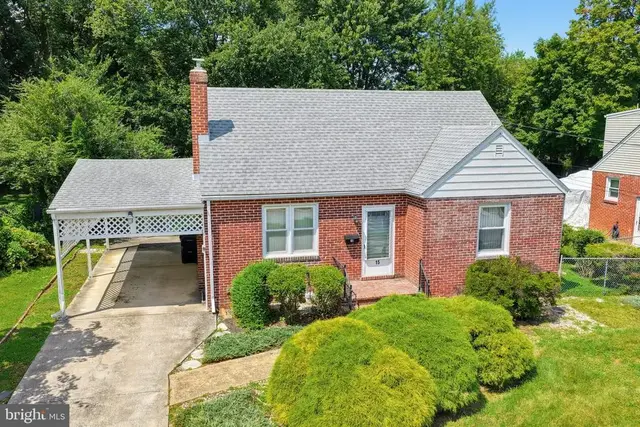 15 Garden Ln, New Castle