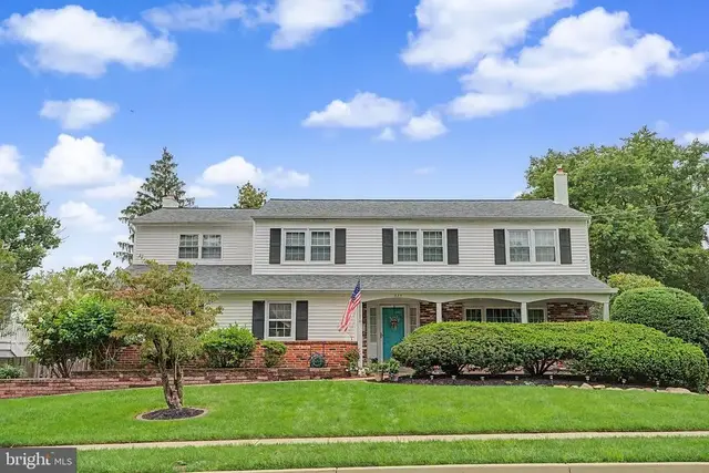 252 Walton Dr, Morrisville