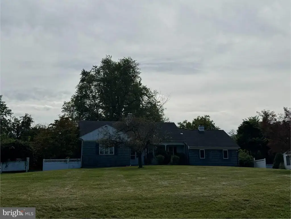 418 Washington Crossing Pennington Rd, TITUSVILLE