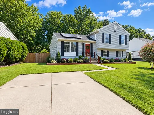 79 Yew Rd, Essex