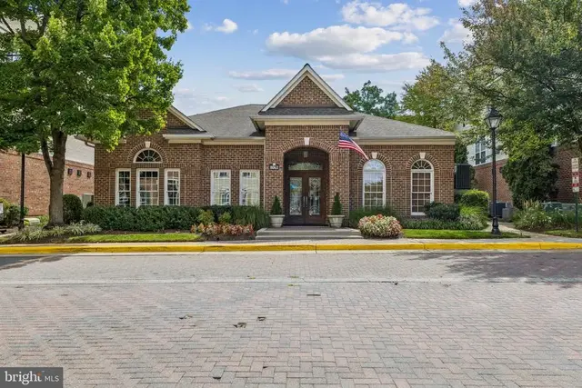 3009 Nicosh Cir #4301, Falls Church
