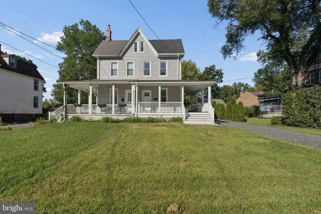 248 S Church St, MOORESTOWN