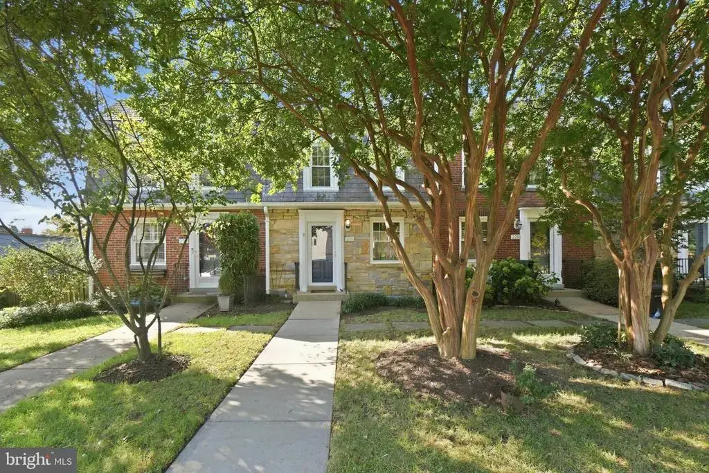 231 E Mason Ave, ALEXANDRIA