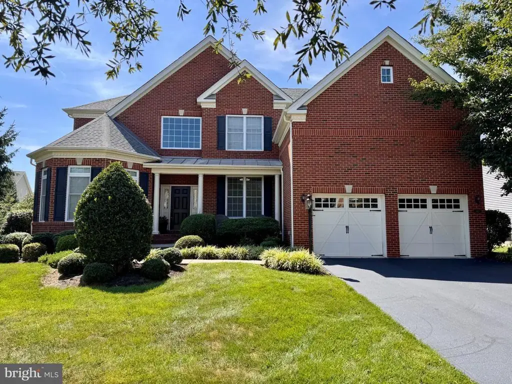 5813 Waterloo Bridge Cir, HAYMARKET