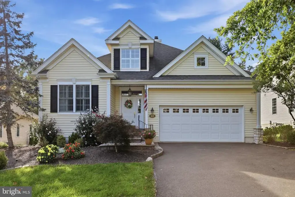 105 Silvertail Ln, NEW HOPE